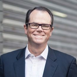 禁止涉毒艺人复出未剥夺其劳动权