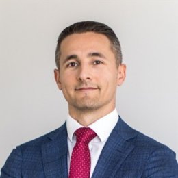 摩根大通看好高通(QCOM.US)的AI增长潜力：告别单核智能手机时代，边缘AI引领新一轮增长