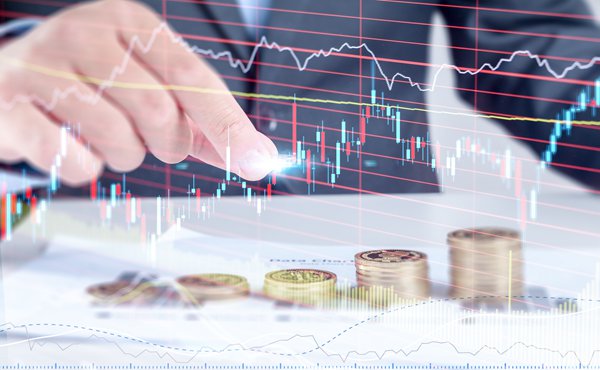 华尔街乐观展望！Oppenheimer上调标普500年终目标至7100点